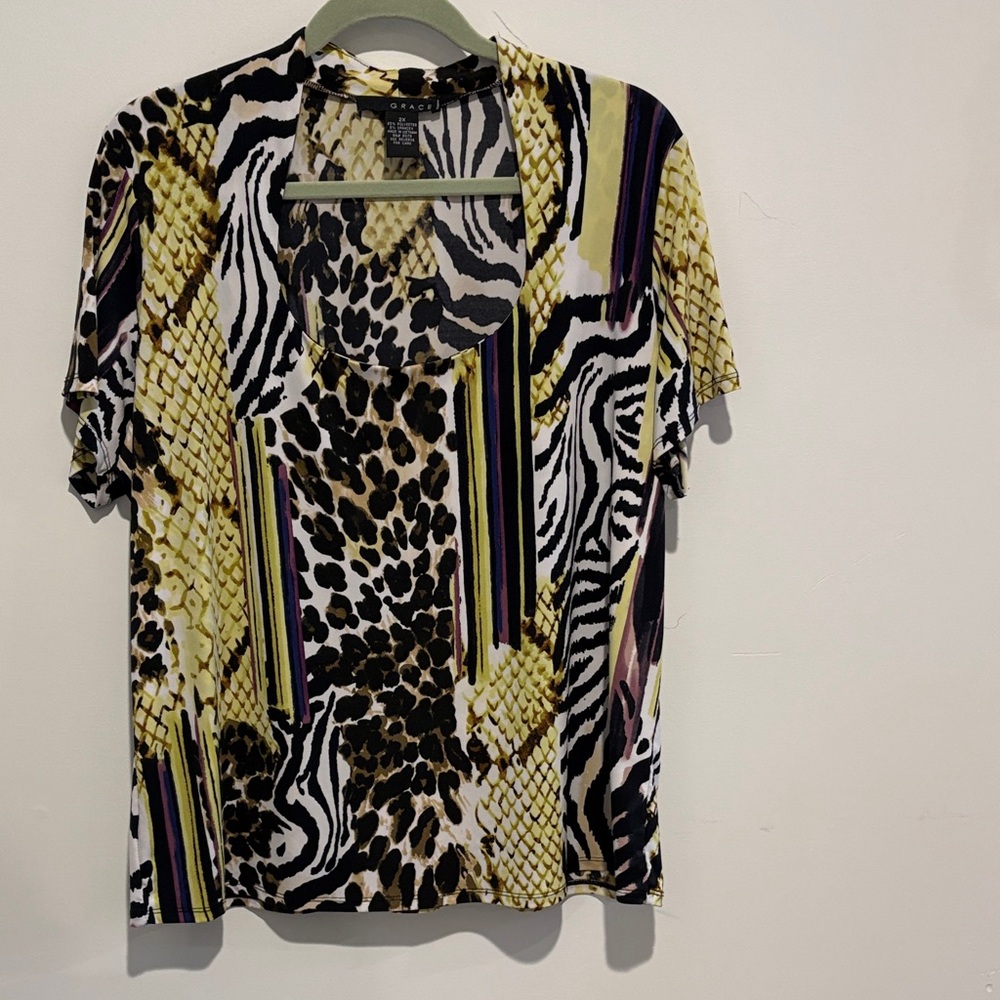 Grace Multicolor Animal Print Short Sleeve Top
